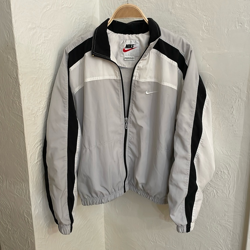 NIKE 90's Vintage White Tag Windbreaker Jacket Size M In Grey/White/Black